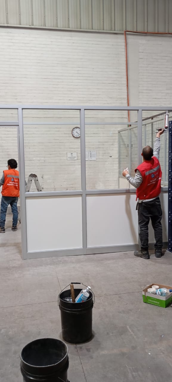 Aluminio y cristal: fotografía 5 del portafolio ReiMart